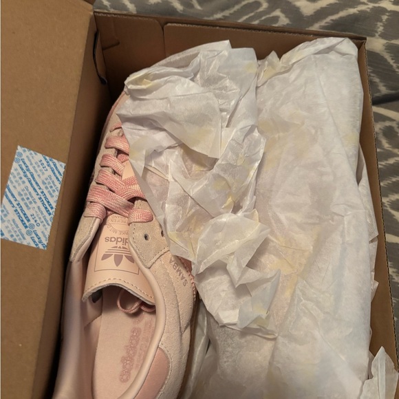 Adidas Suede Pink and Tan Trainers - Picture 8 of 8